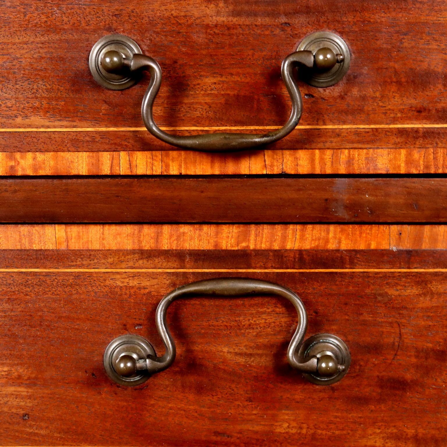 Victorian Cabinet Mahogany Oak Decorations England '800 photo Furniture