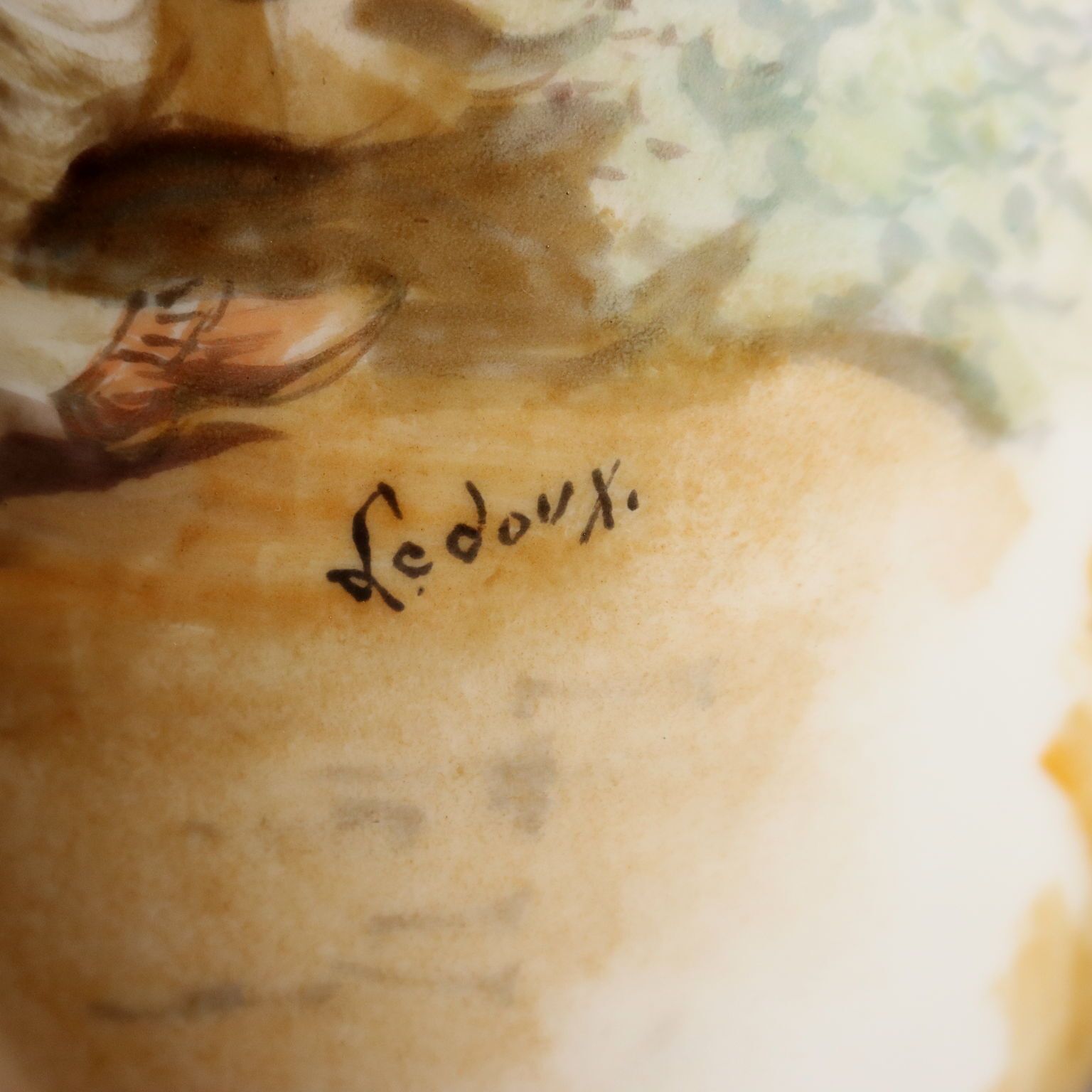 photo for sale Vases d'époque en porcelaine de Sèvres, décors dorés, France, XIXe siècle