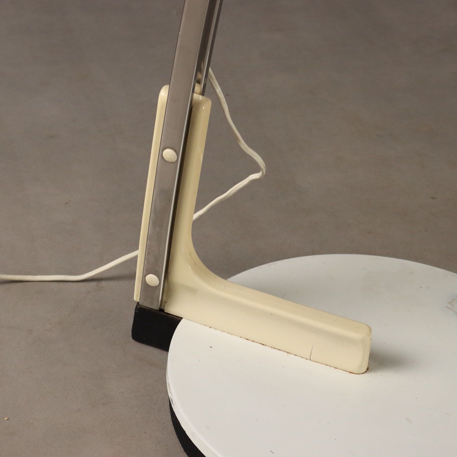 Vintage vloerlamp aluminium kunststof design jaren 1970 photo vintage