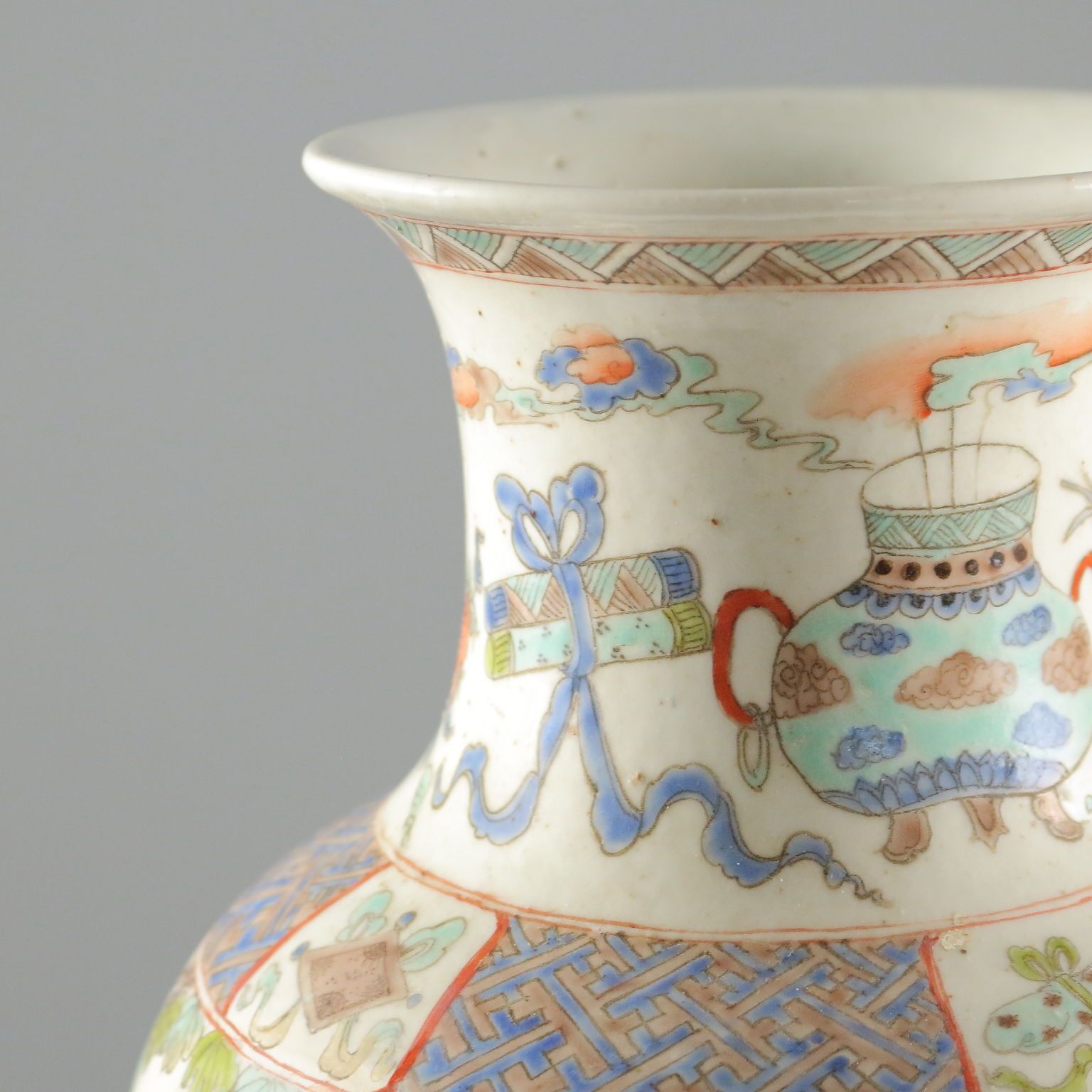 Antique Baluster Vase Porcelain China Late Qing Era 1868 1912 photo Home Decor