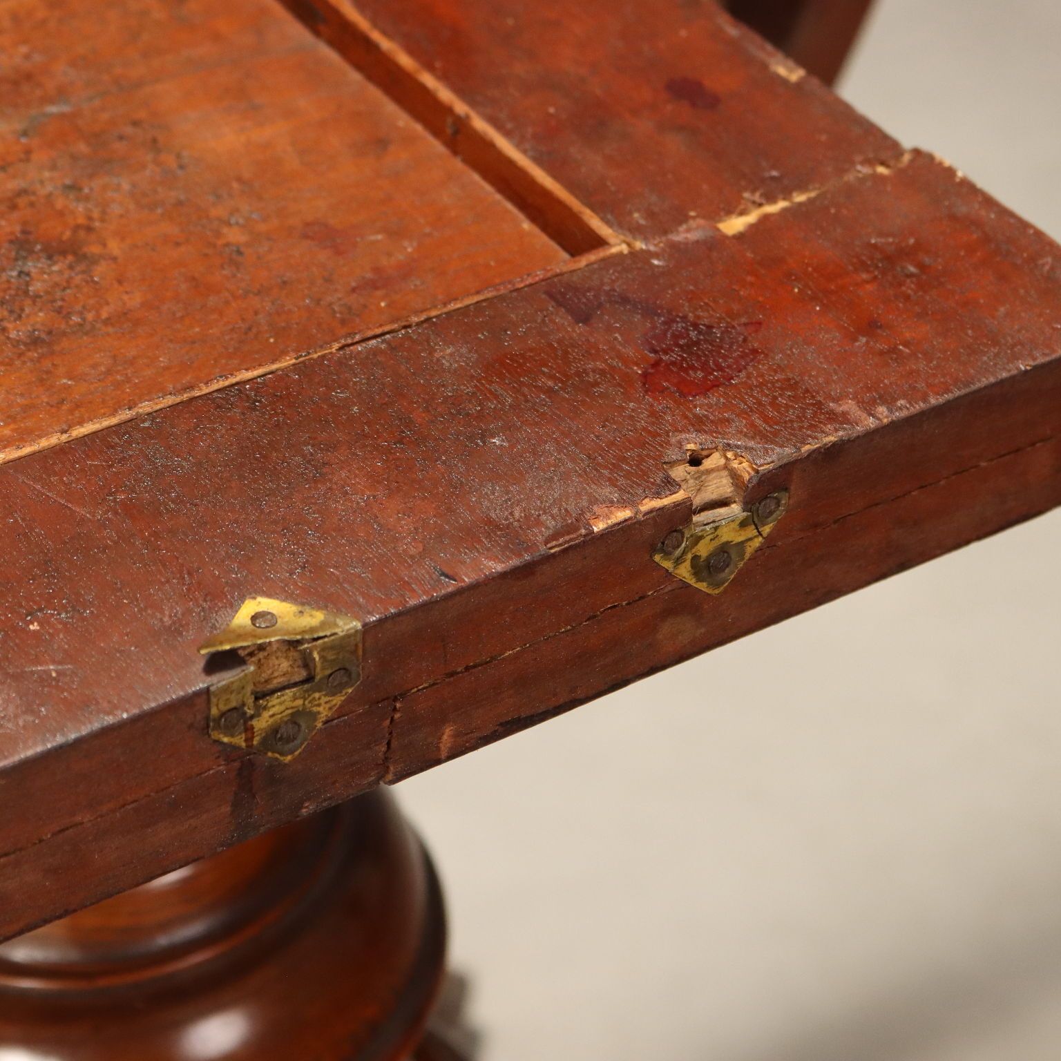 Antique Table Walnut Inlaid Top United Kingdom XIX Century photo buy