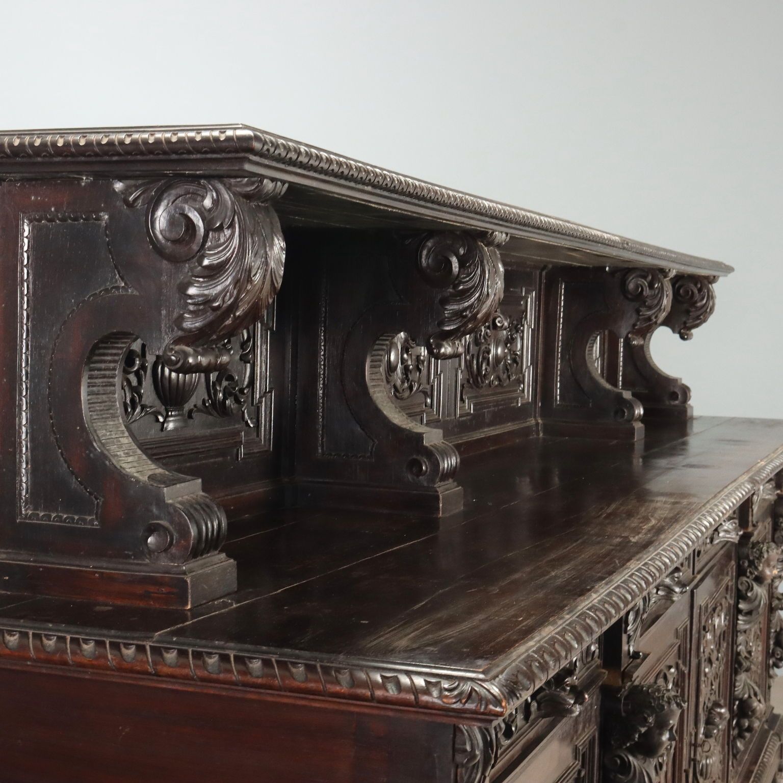 Kast Neo-Renaissance Walnoot Italië 19e Eeuw photo Meubels