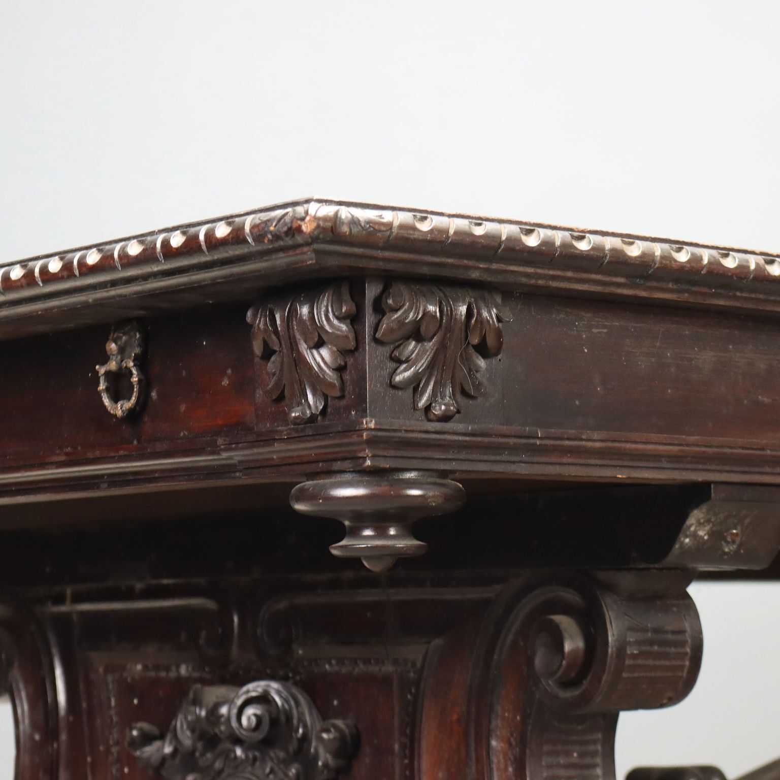 Tafel Neo-Renaissance Walnoot Italië Eind 19e Eeuw photo for sale
