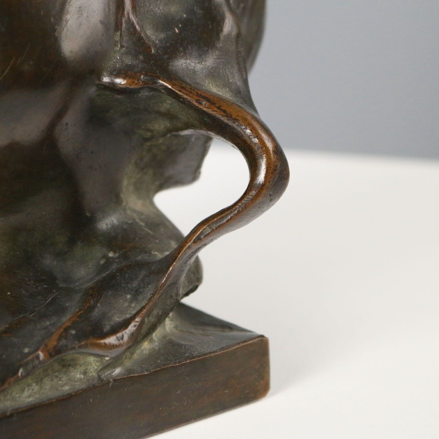 Antiek bronzen sculptuur, kind, Italië, begin 20e eeuw photo 250.0
