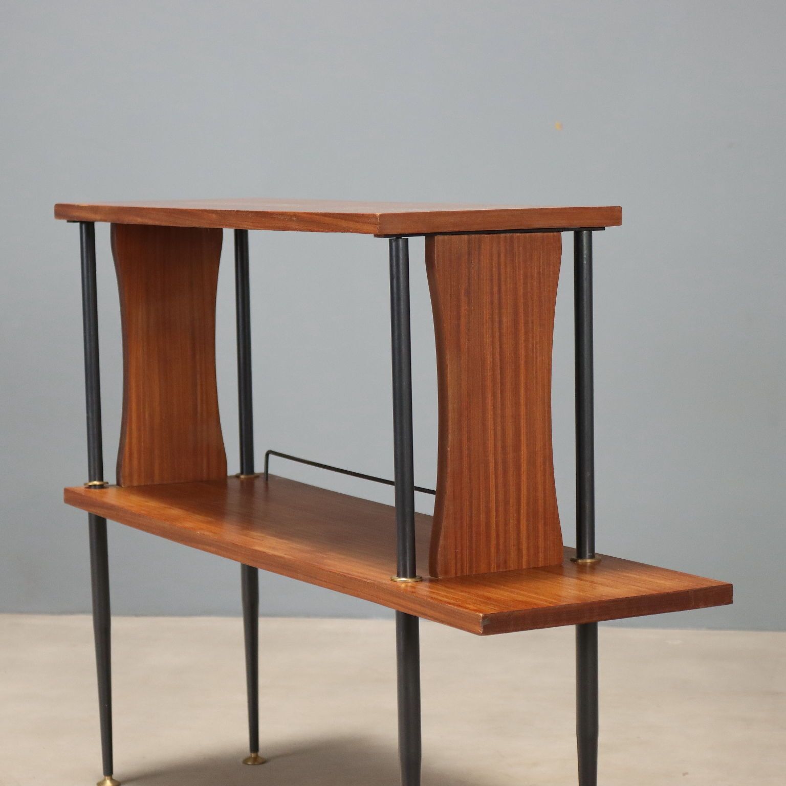 Meuble de rangement vintage en teck et métal laitonné, Italie, années 1960 photo for sale