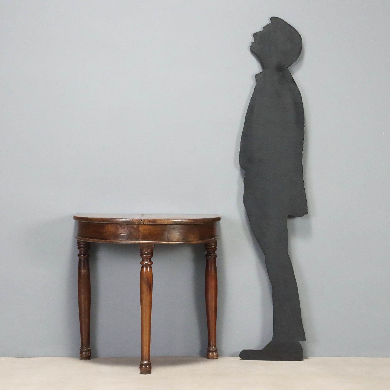 Demi Lune Console in Walnoot, Italië, 19e Eeuw photo furniture