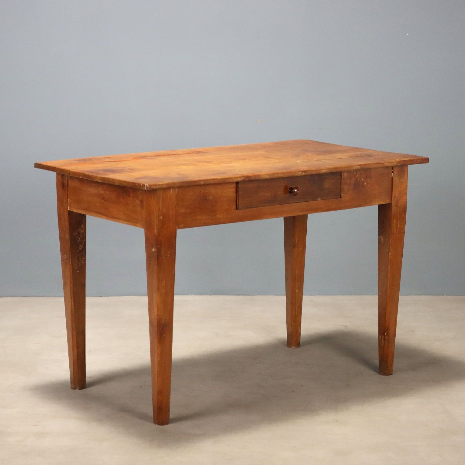 Directoire schrijftafel in kersenhout