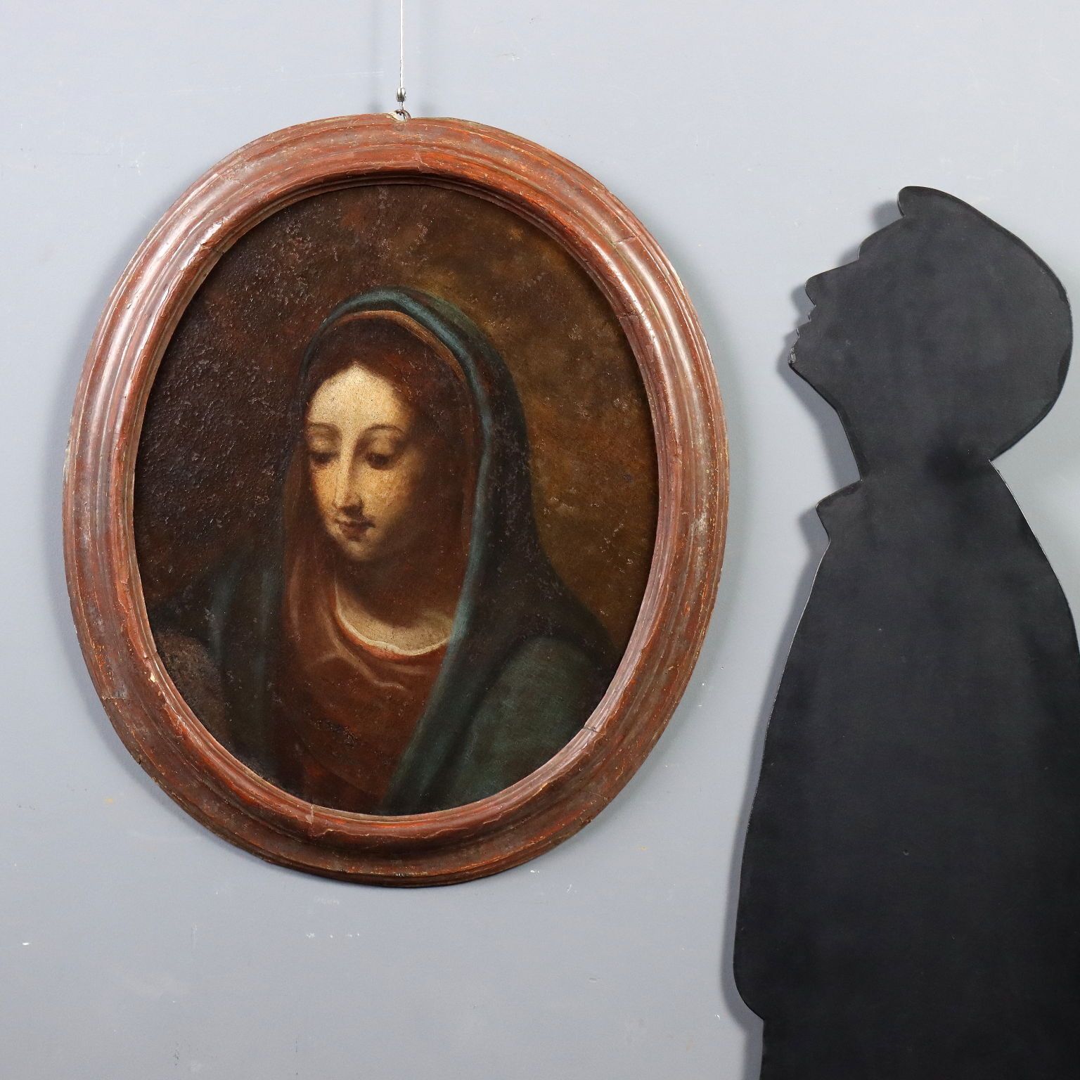 Antiek schilderij De Maagd Maria, olieverf op doek, 17e-18e eeuw photo furniture