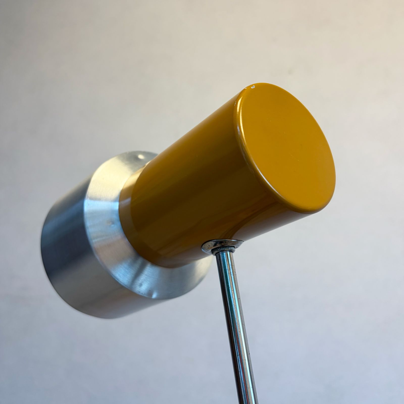 Prova Mustard Enamelled Metal And Aluminium Adjustable Desk Lamp, Italy photo vintage