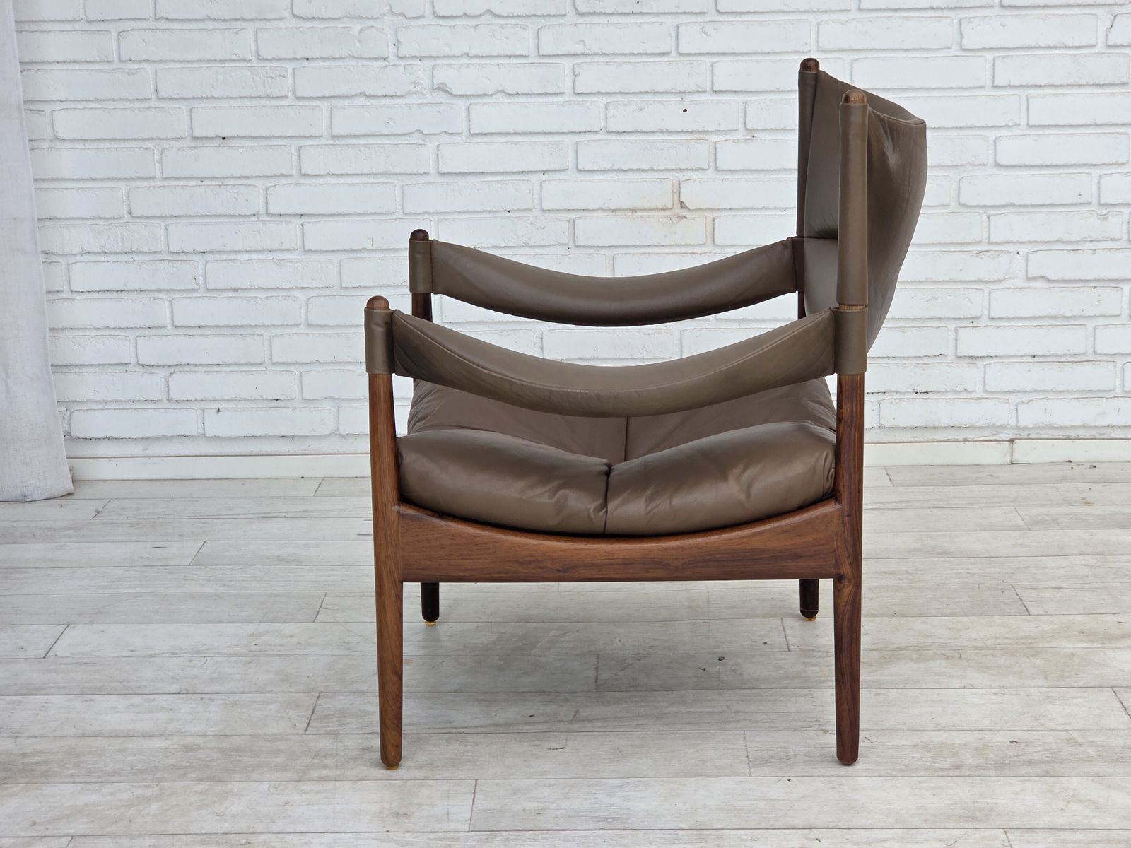 photo vintage 1970s, Danish Design By Kristian Vedel, Highback Armchair Model "Modus".