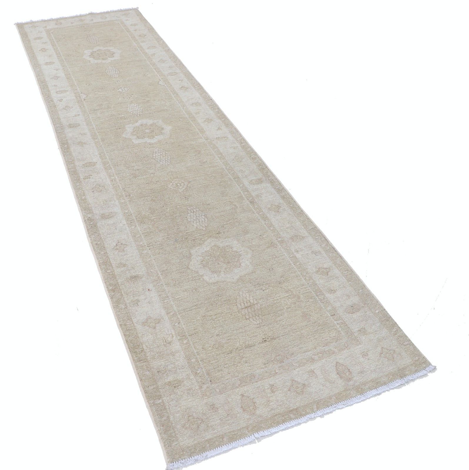 Tapis de couloir en laine noué à la main, 0,85 x 2,90 m. Tapis de couloir aux tons doux photo furniture