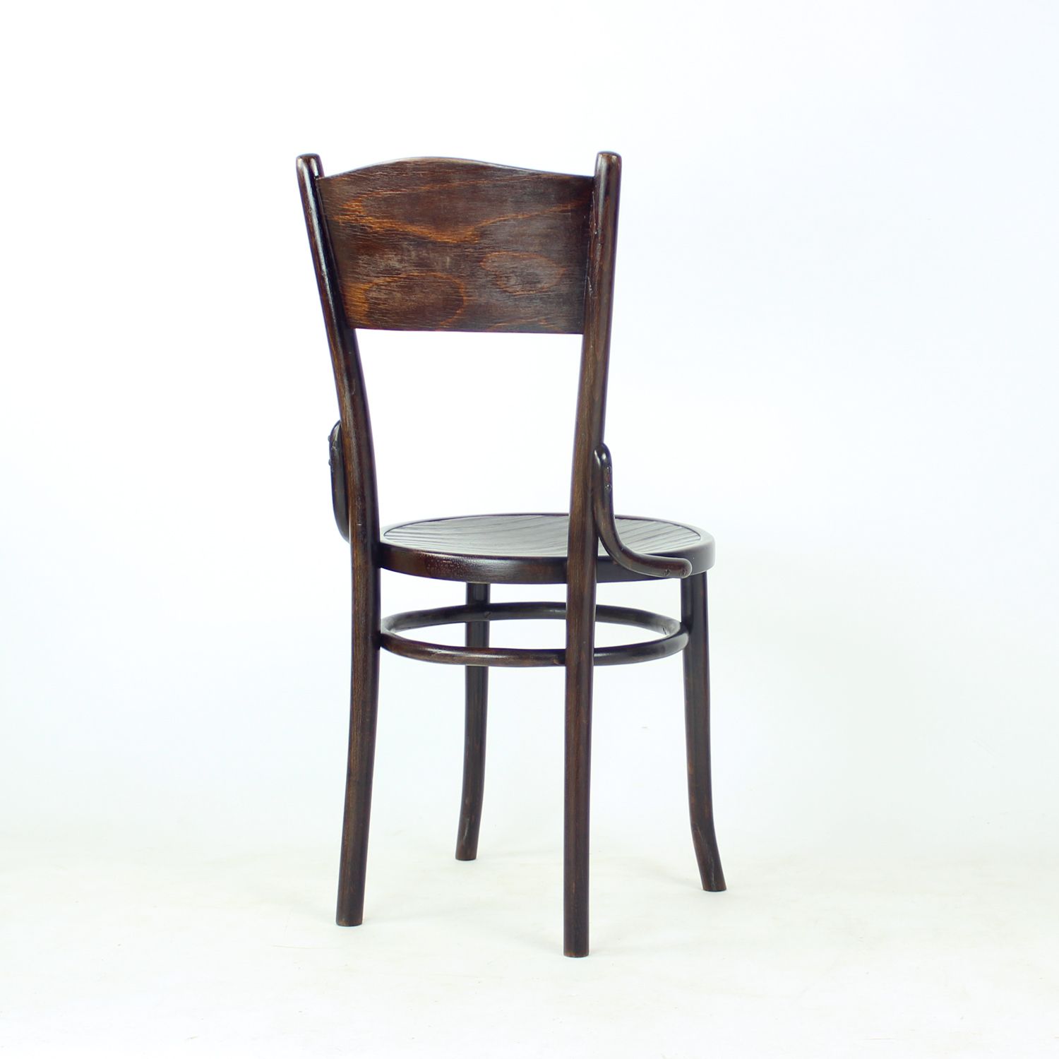 Benthouten stoel van Thonet, Tsjechoslowakije jaren 1940 photo 220.0