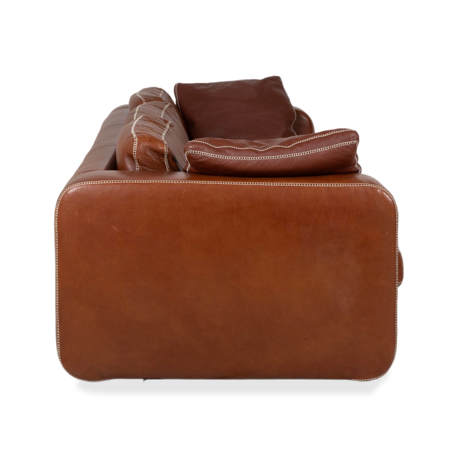 photo furniture Canapé 3 places Machalke Valentino en cuir brun cognac