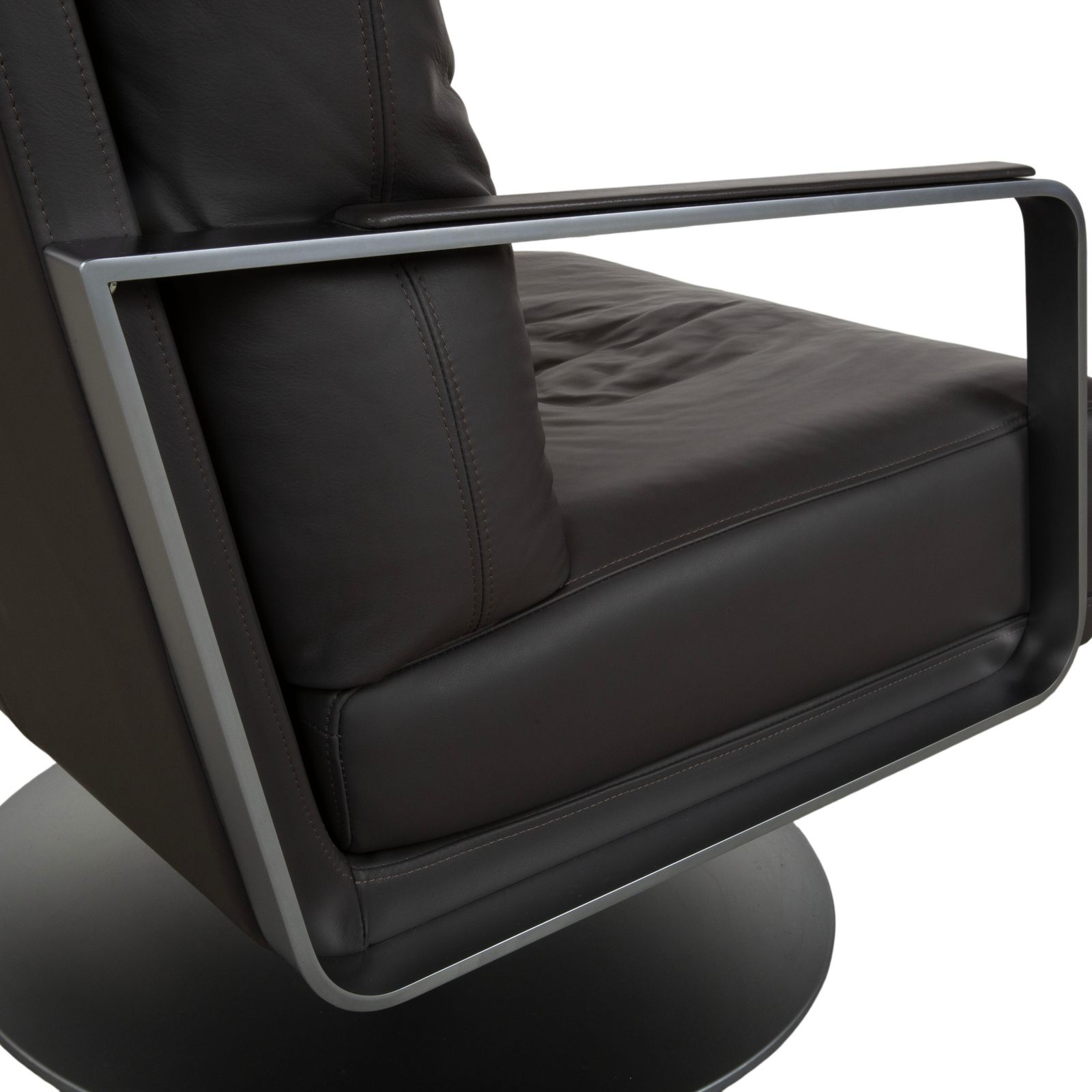 photo furniture Ensemble de fauteuils Rolf Benz en cuir et métal, noir anthracite brun foncé