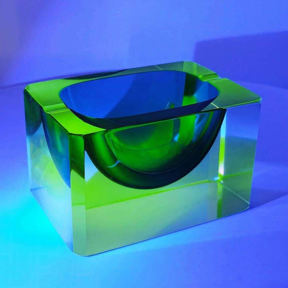 1960s Rare Rectangular Uranium Multifaceted Ashtray Or Catch All In Murano Glass By Flavio Poli For Seguso. Made In Italy. photo Home Decor
