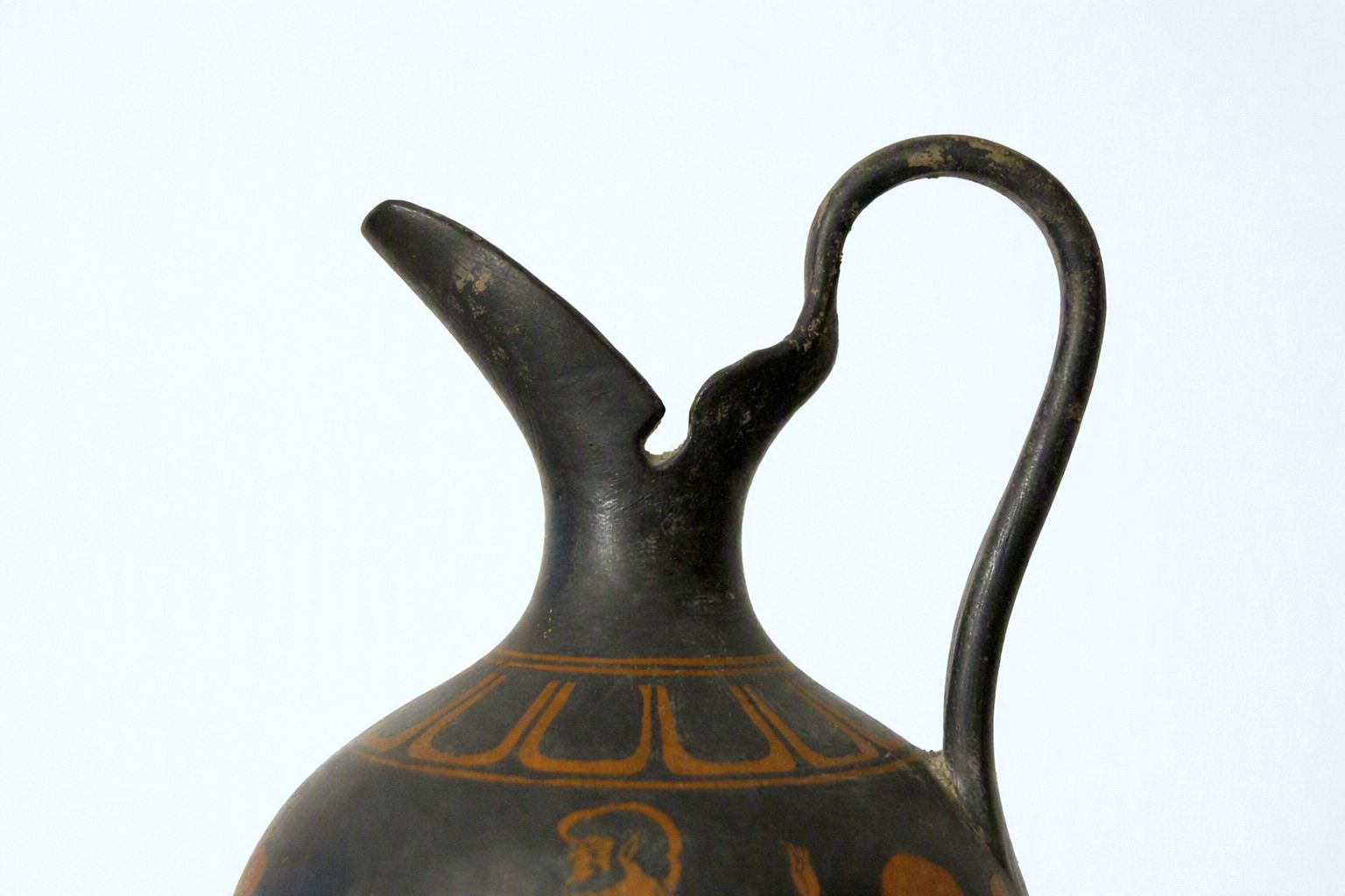 Oinochoe Southern Etruria / Red Figure 4th Century Bc photo furniture
