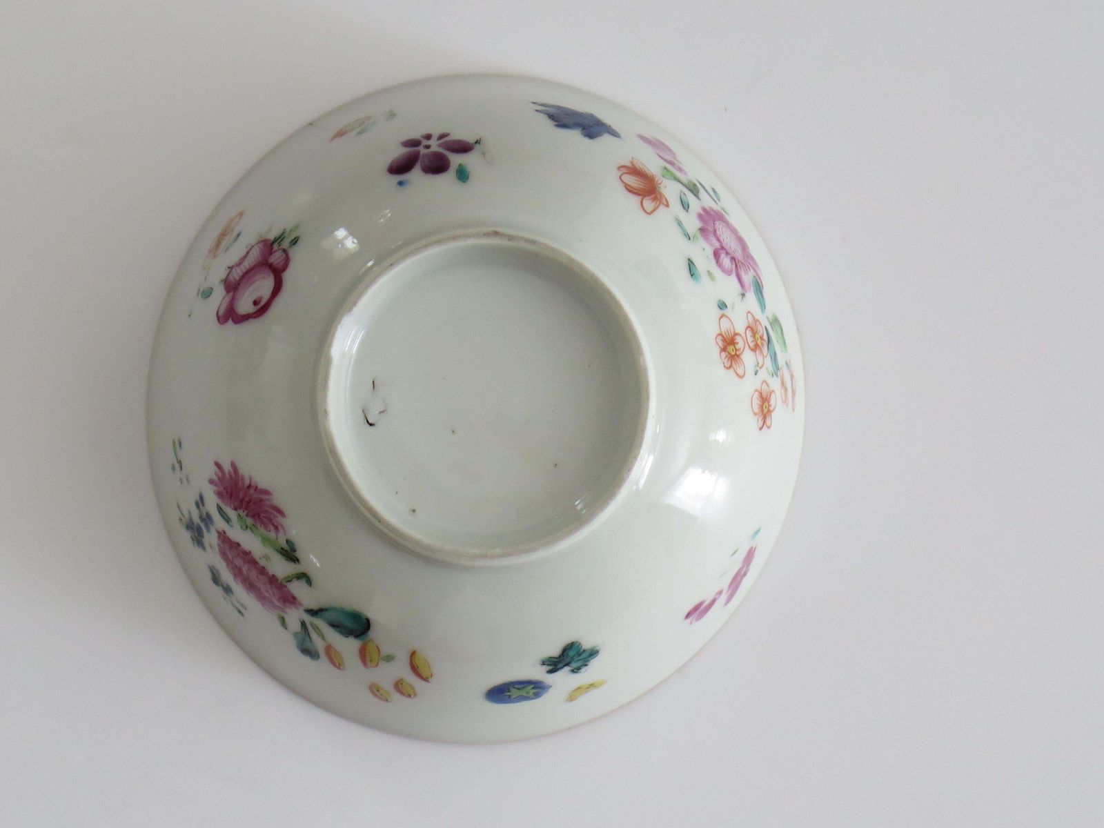 photo buy Met de hand beschilderd Chinees exportporselein, Famille Rose, Qing, 1780.