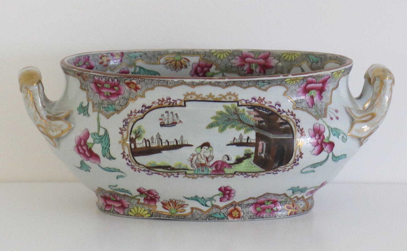 Spode Stone China sauskom, Ship Pattern nr. 3067, ca. 1810. photo for sale
