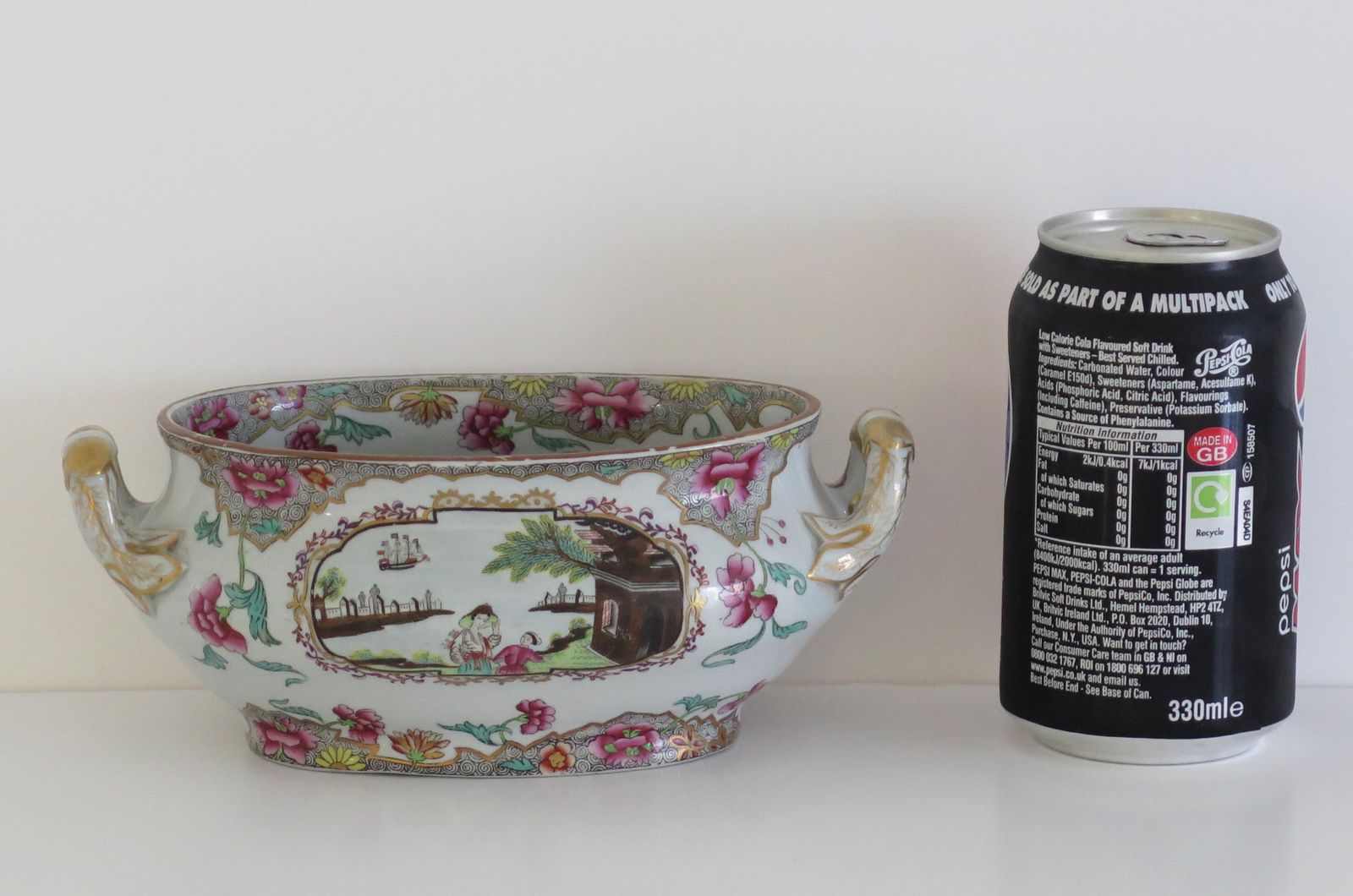 246.0 Spode Stone China sauskom, Ship Pattern nr. 3067, ca. 1810. photo