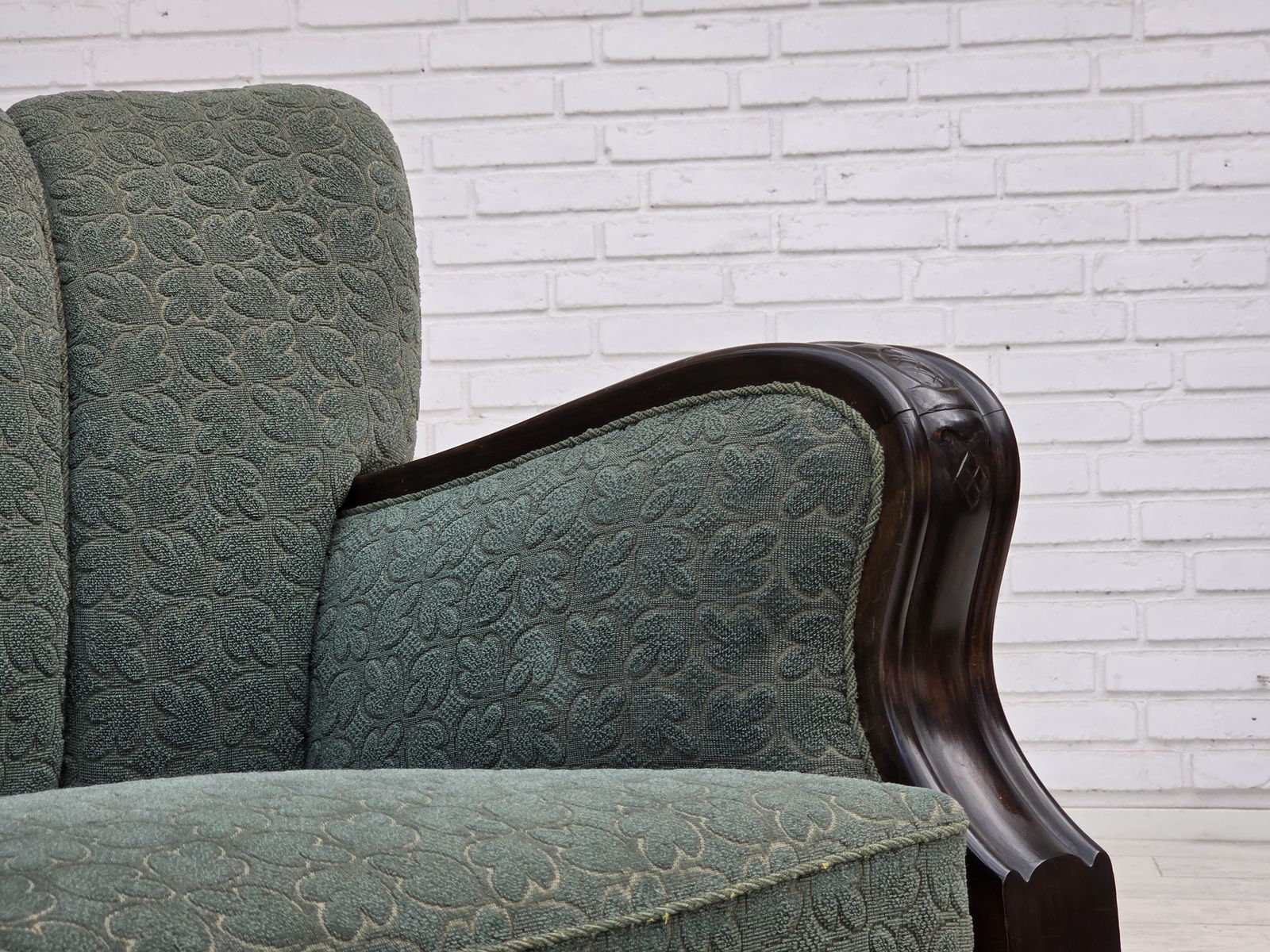 1960s, Danish 3 Seater Sofa, Furniture Wool, Oak Wood. photo vinterior