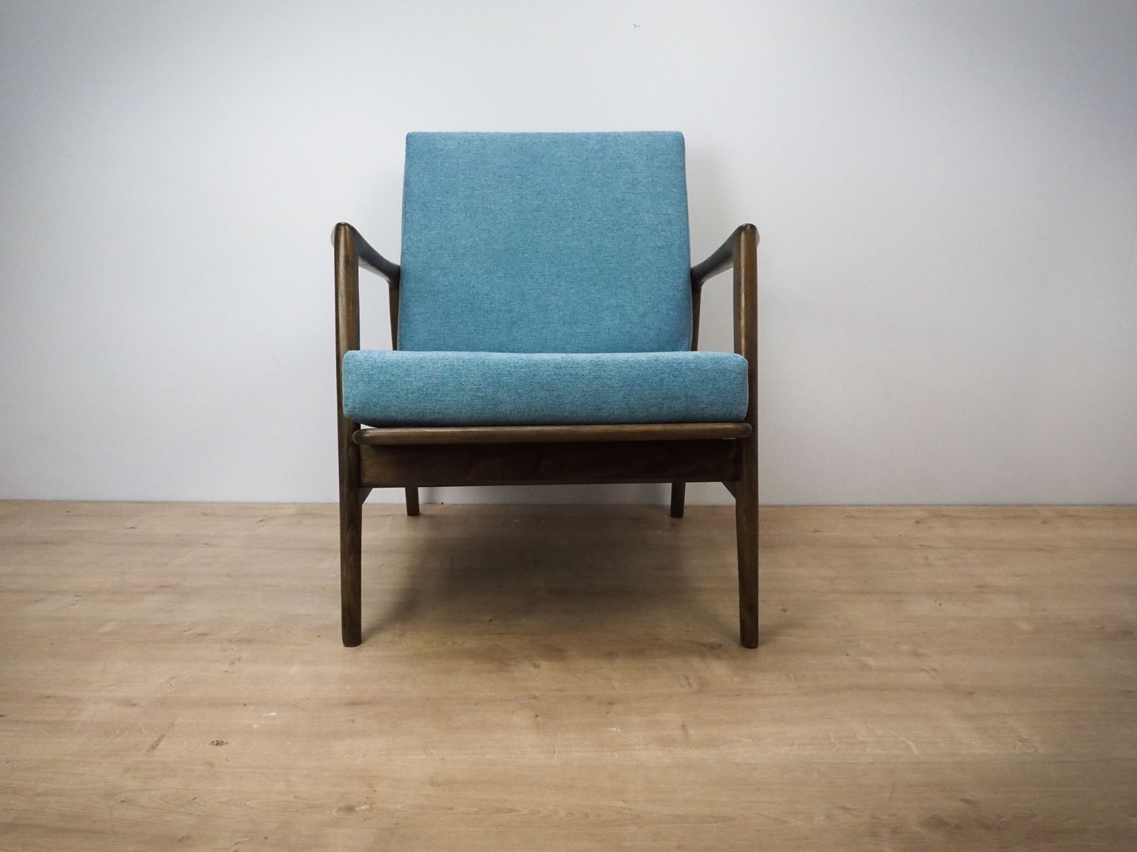 Model 300 139 Armchairs From Swarzędzka Factory, 1960s, Set Of 2 photo Furniture