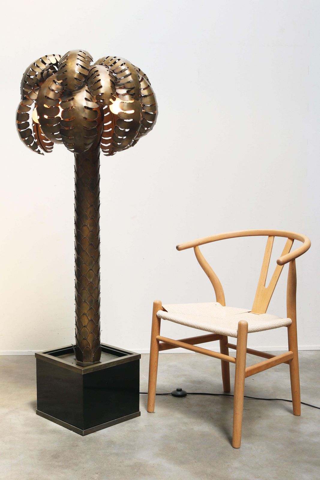 photo furniture Grote Vintage Maison Jansen Stijl Palmboom Vloerlamp 1970s