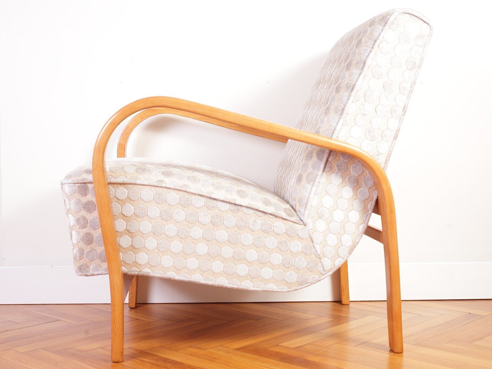 Mid Century Lounge Chair van Karel Kozelka en Antonin Kropacek voor Interier Praha, jaren 1950 photo vinterior