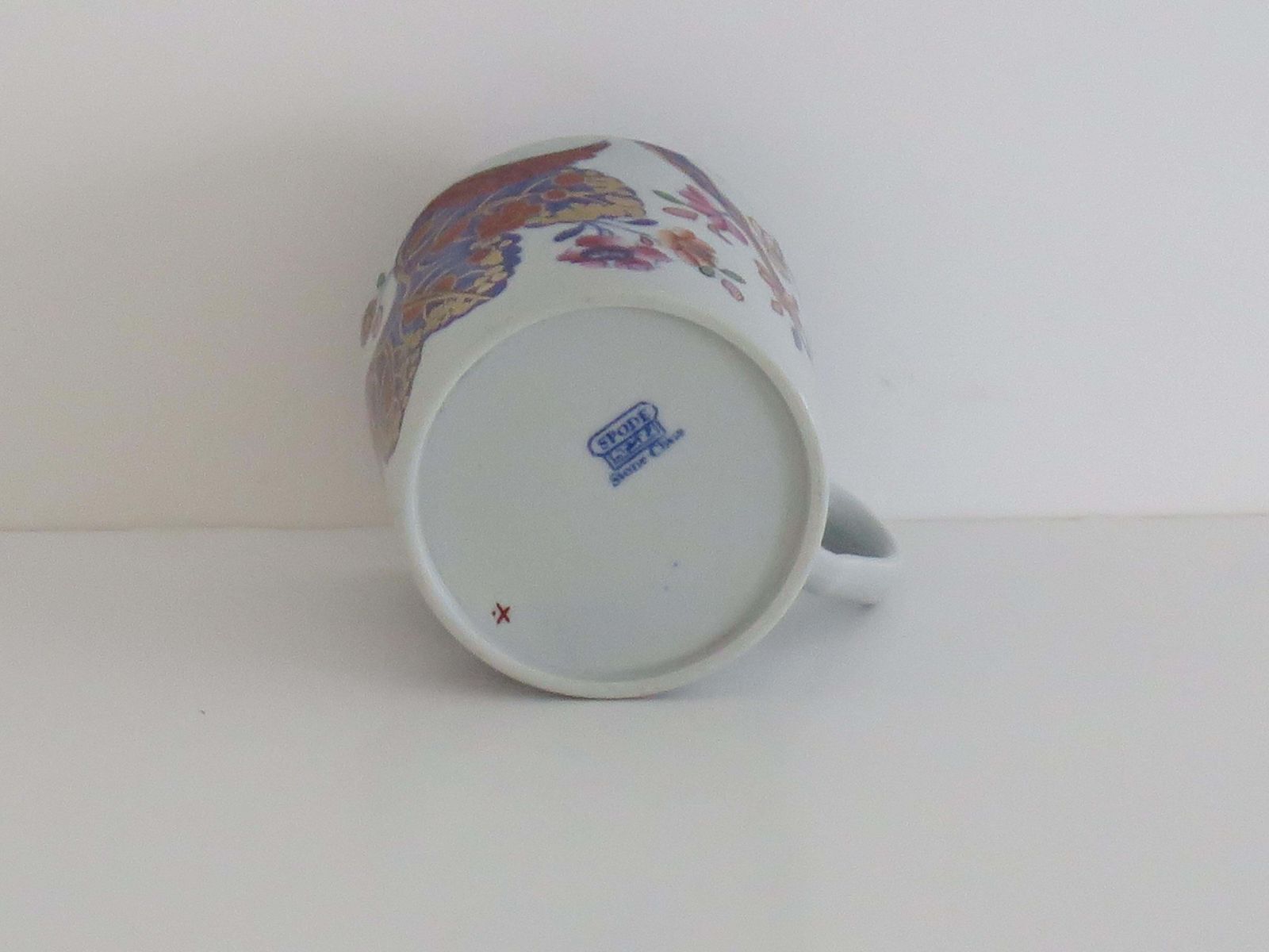 photo furniture Spode antiek koffiekopje, handgeschilderd tabaksblad motief, ca. 1820