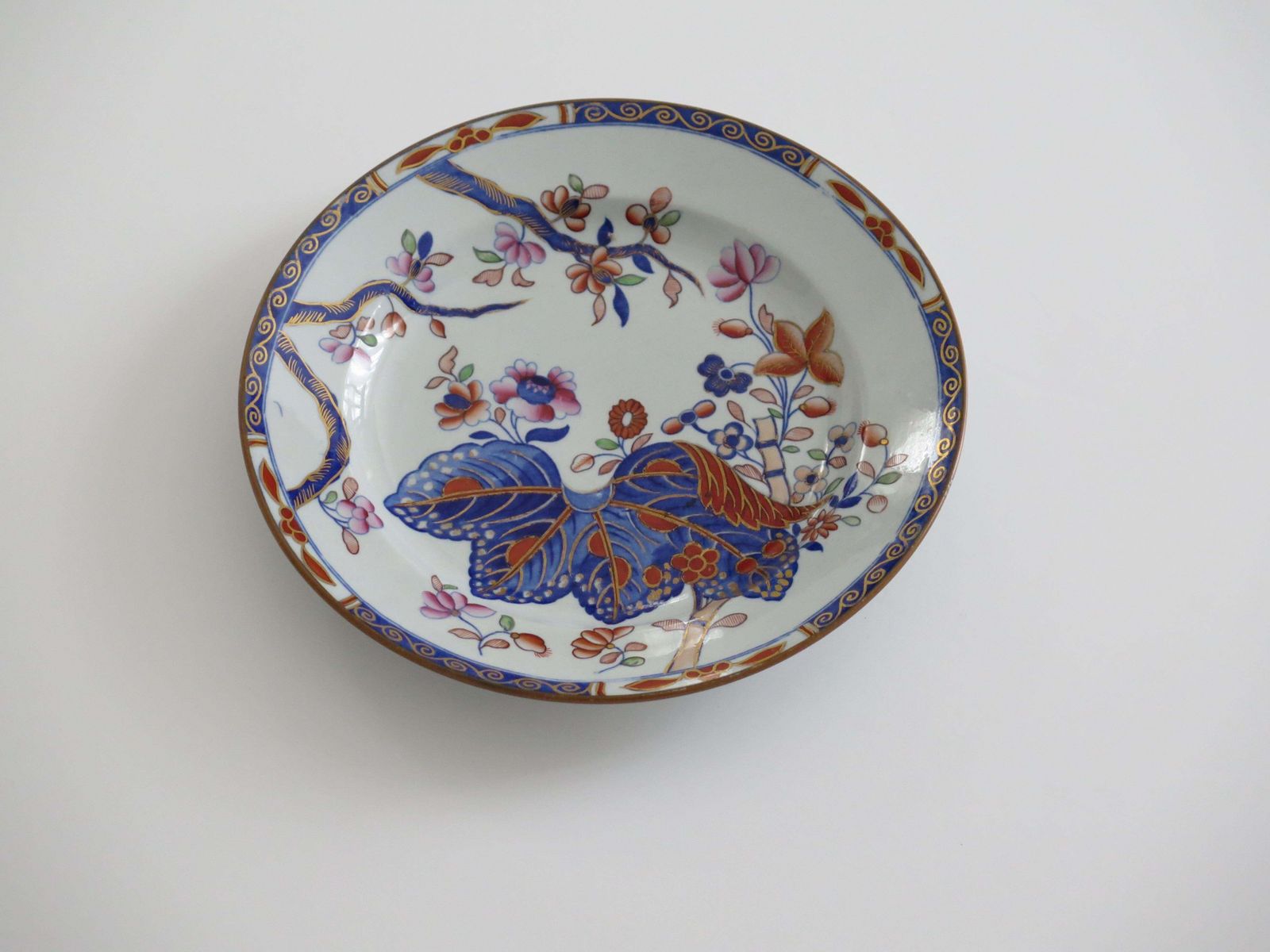 Spode Ironstone diep woestijnbord, Tobacco Leaf-patroon, ca. 1820 photo furniture