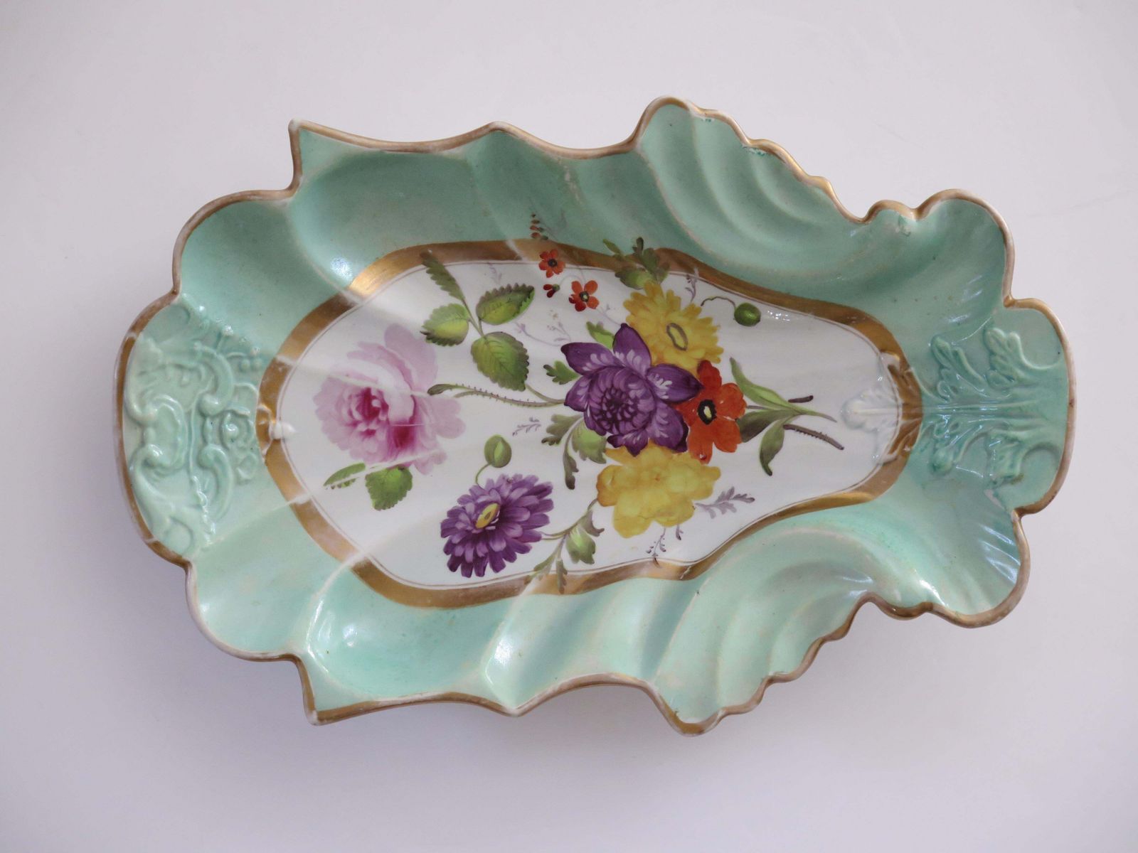 Mason's Ironstone serveerschaal, handgeschilderd met gemengde bloemen, ca. 1818 photo furniture