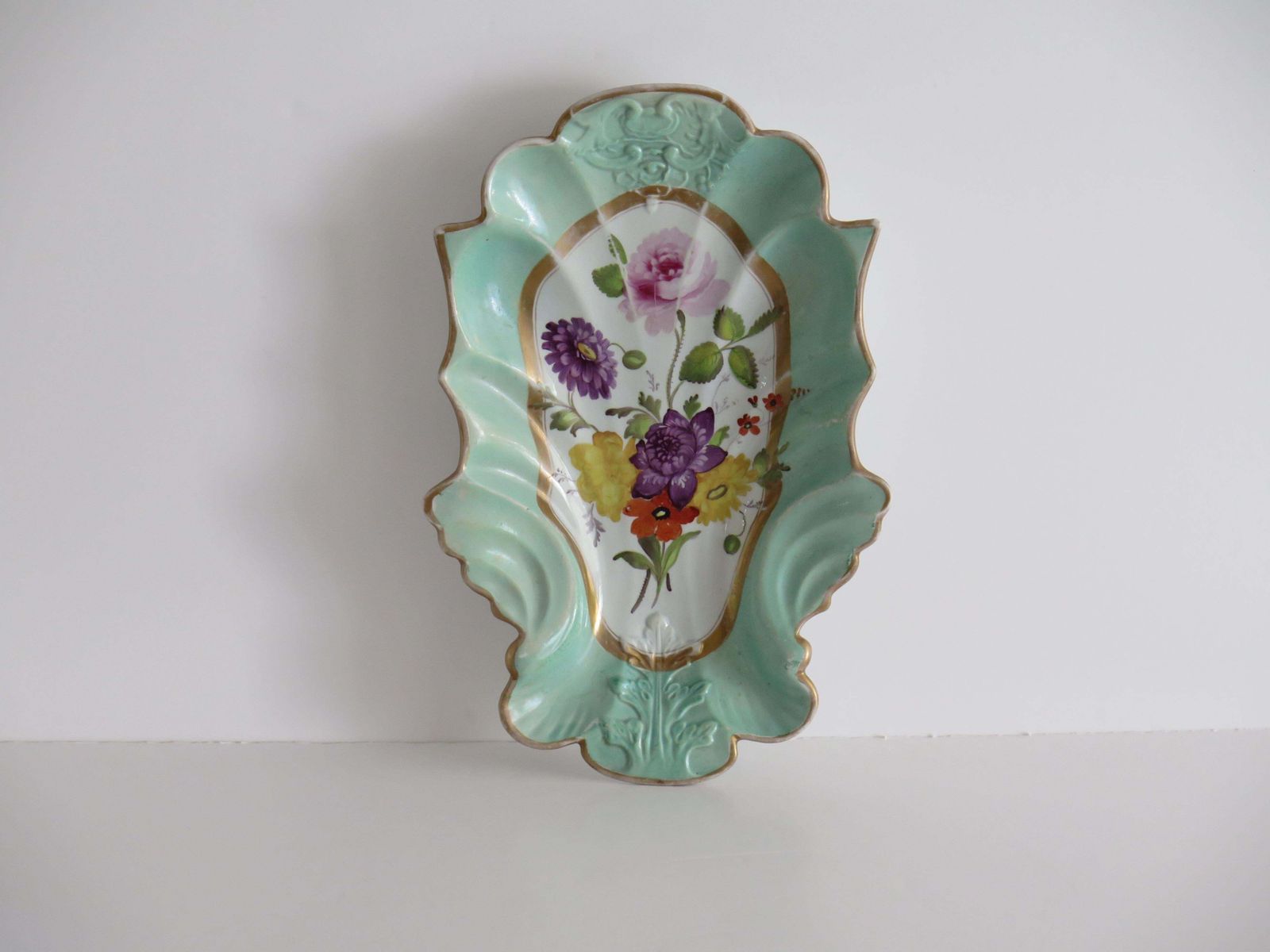 Mason's Ironstone serveerschaal, handgeschilderd met gemengde bloemen, ca. 1818 photo for sale