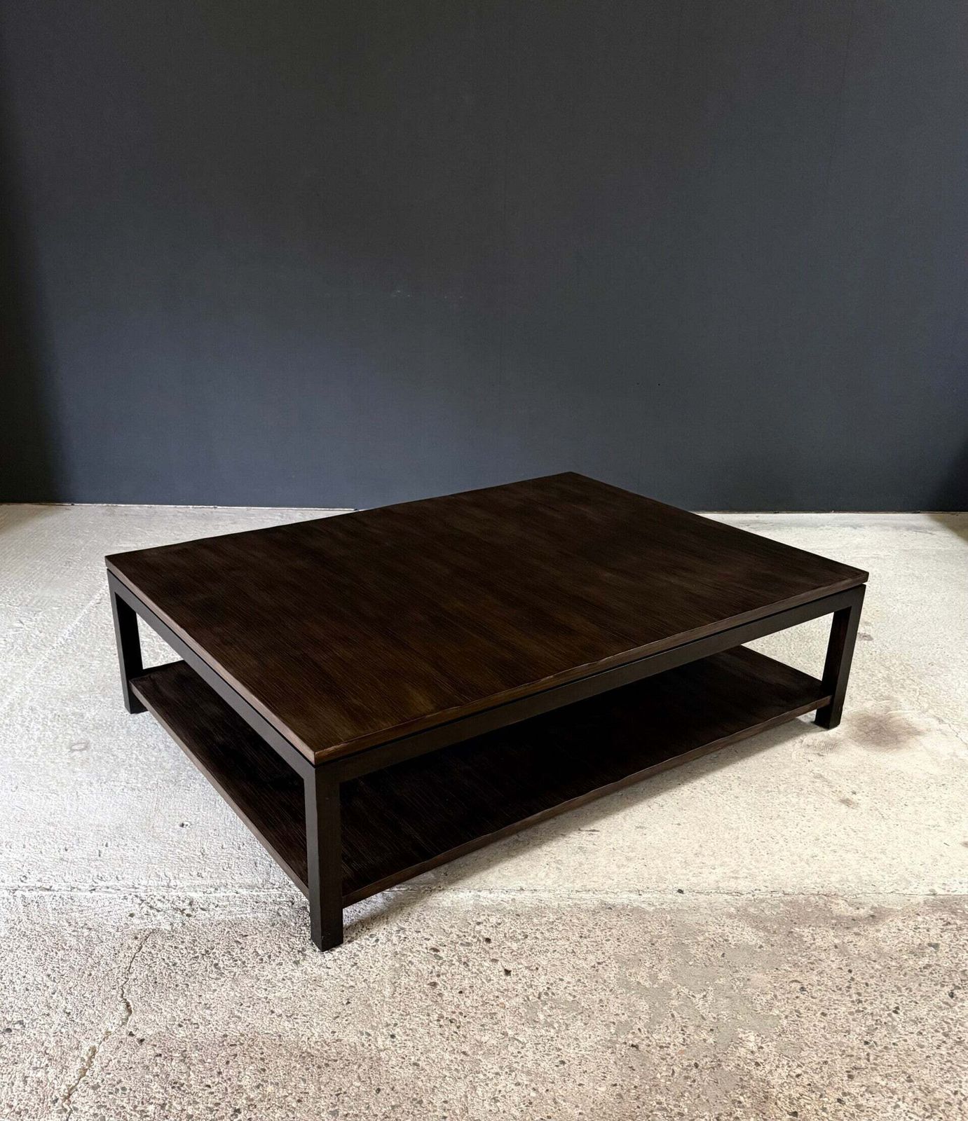 Postmodern Design salontafel met bamboe blad op twee niveaus, Axel Vervoordt. photo 3200.0