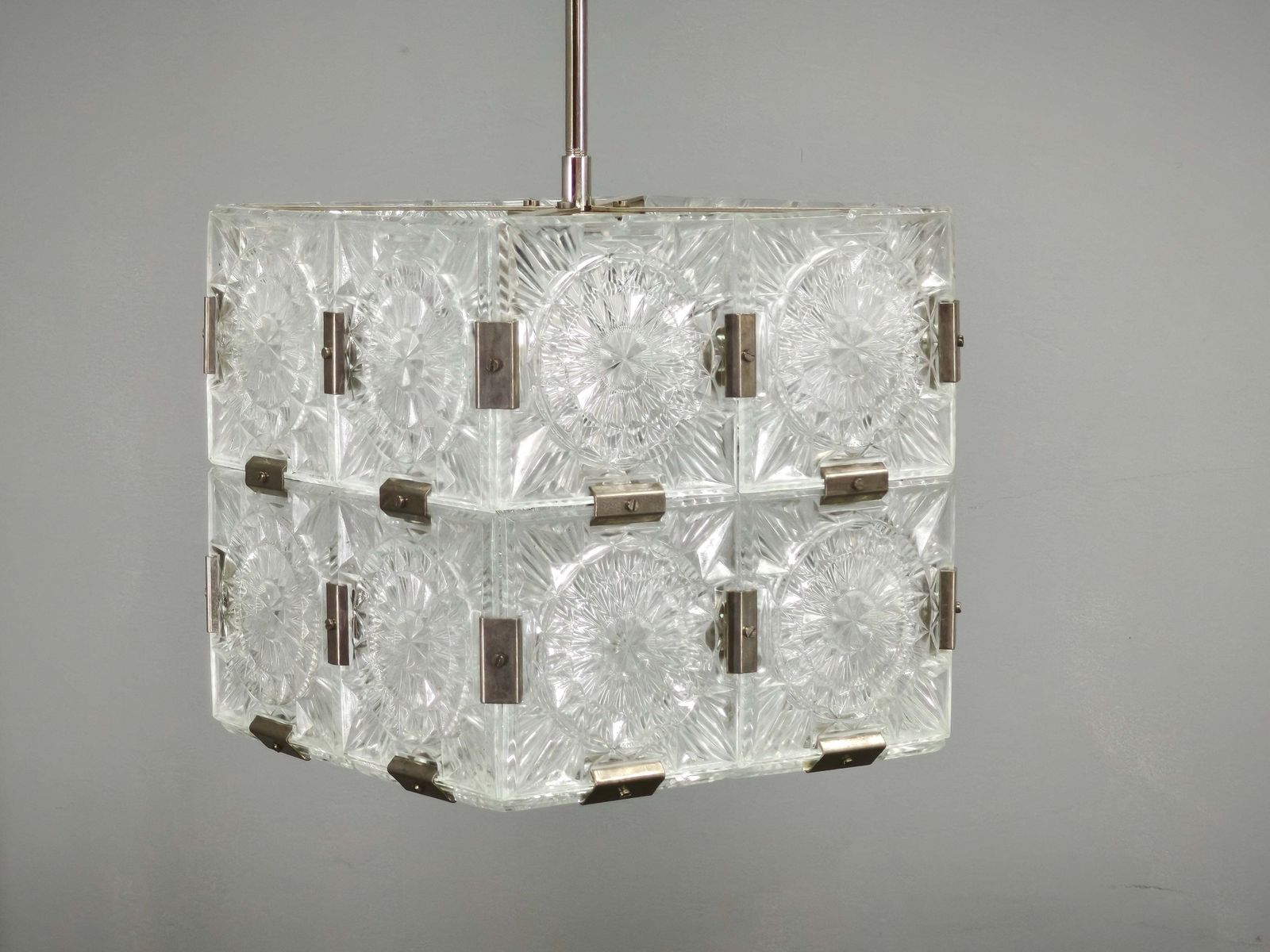 Paar kristallen kubus hanglampen van Lustry Kamenický Šenov, jaren 1970 photo buy