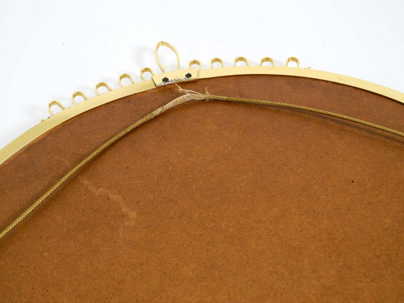 photo for sale Ronde mid-century modern wandspiegel van messing, Lenz