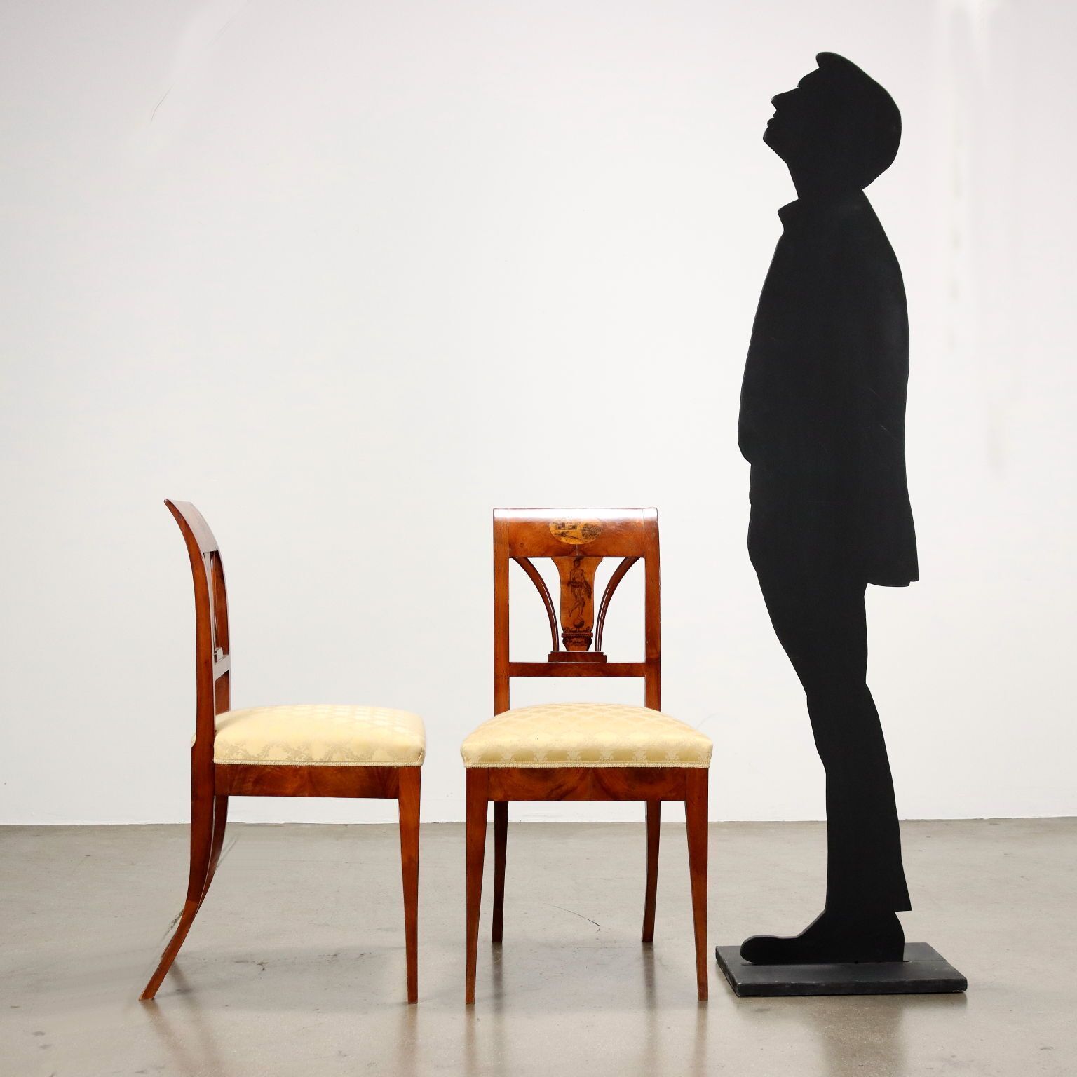Paar Empire Walnoten Stoelen   Oostenrijk, Begin 19e Eeuw photo furniture