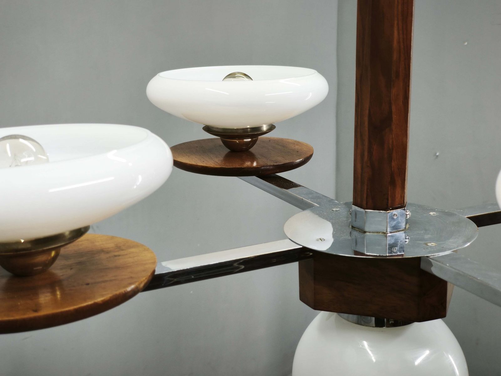 Tsjechische art deco hanglamp van walnoot, chroom en opalineglas, jaren 1930 photo vintage