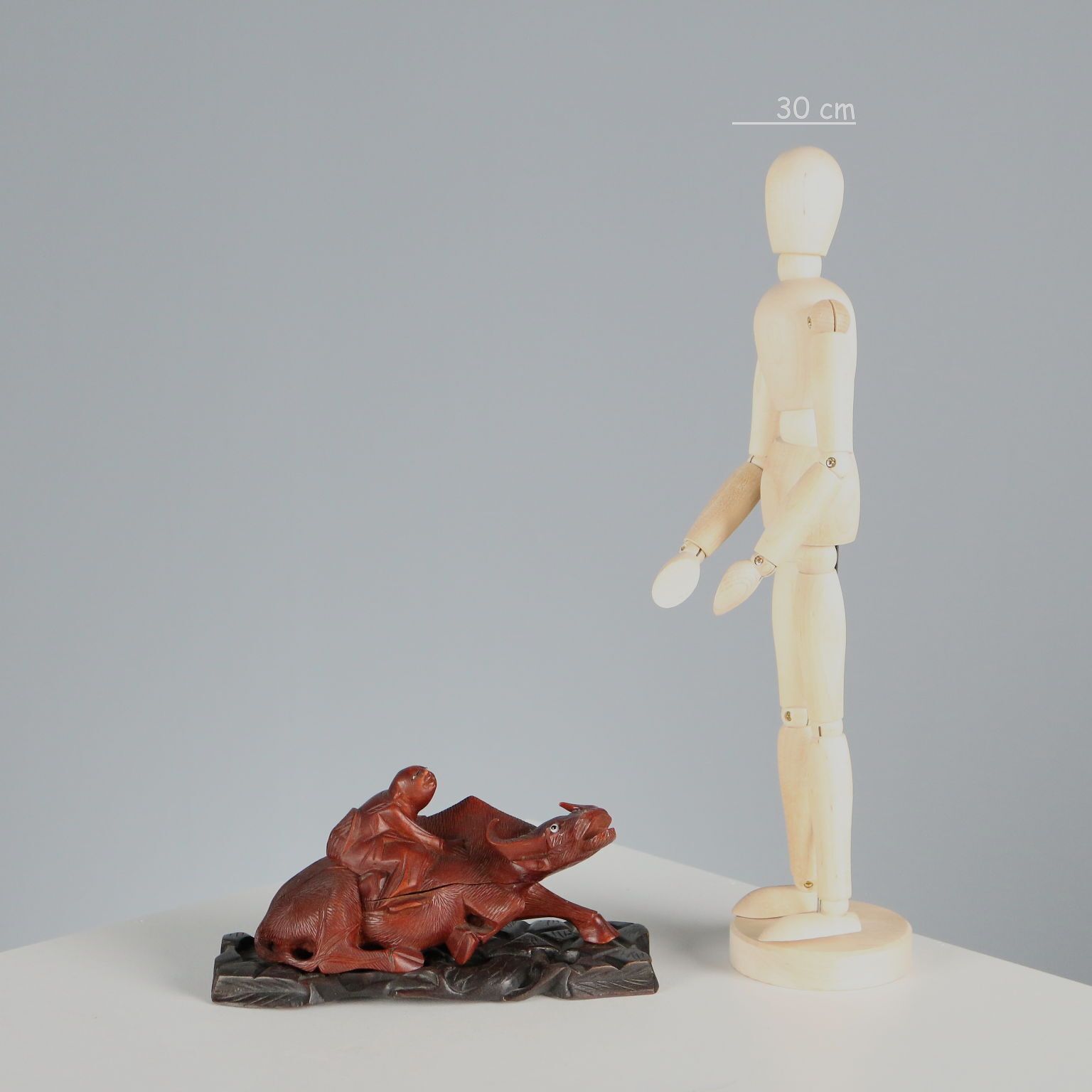 Antiek houten sculptuur, kind op waterbuffel, China, 20e eeuw photo furniture
