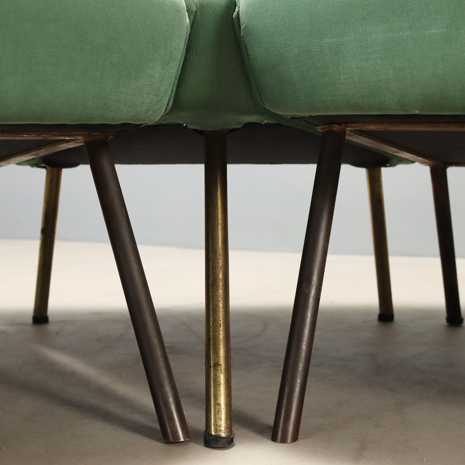 photo furniture Canapé d'angle années 1960