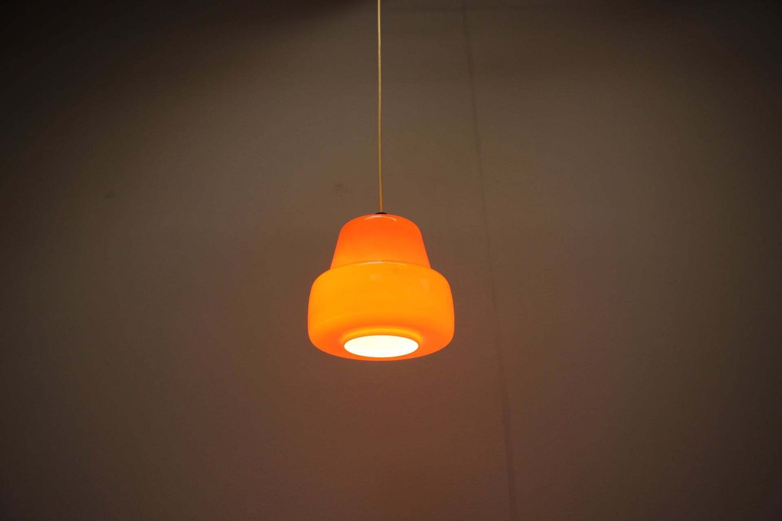 Vintage oranje glazen hanglamp, Tsjecho-Slowakije, ca. 1970 photo buy