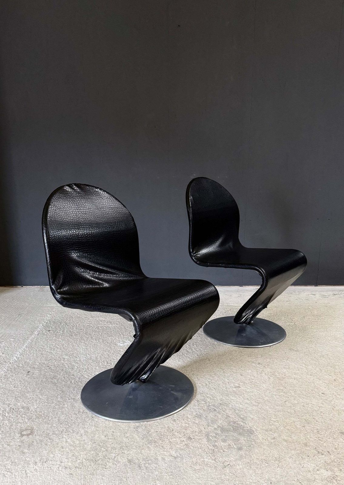 Mcm Design System 123 Dining Chairs By Verner Panton For Fritz Hansen photo 2600.0