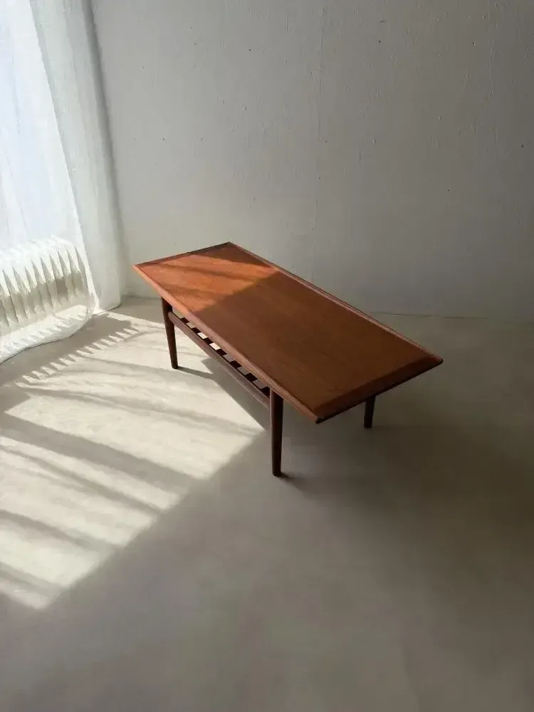 Meubels Grete Jalk Teak Salontafel Glostrup Møbelfabrik ca. jaren 1960 photo