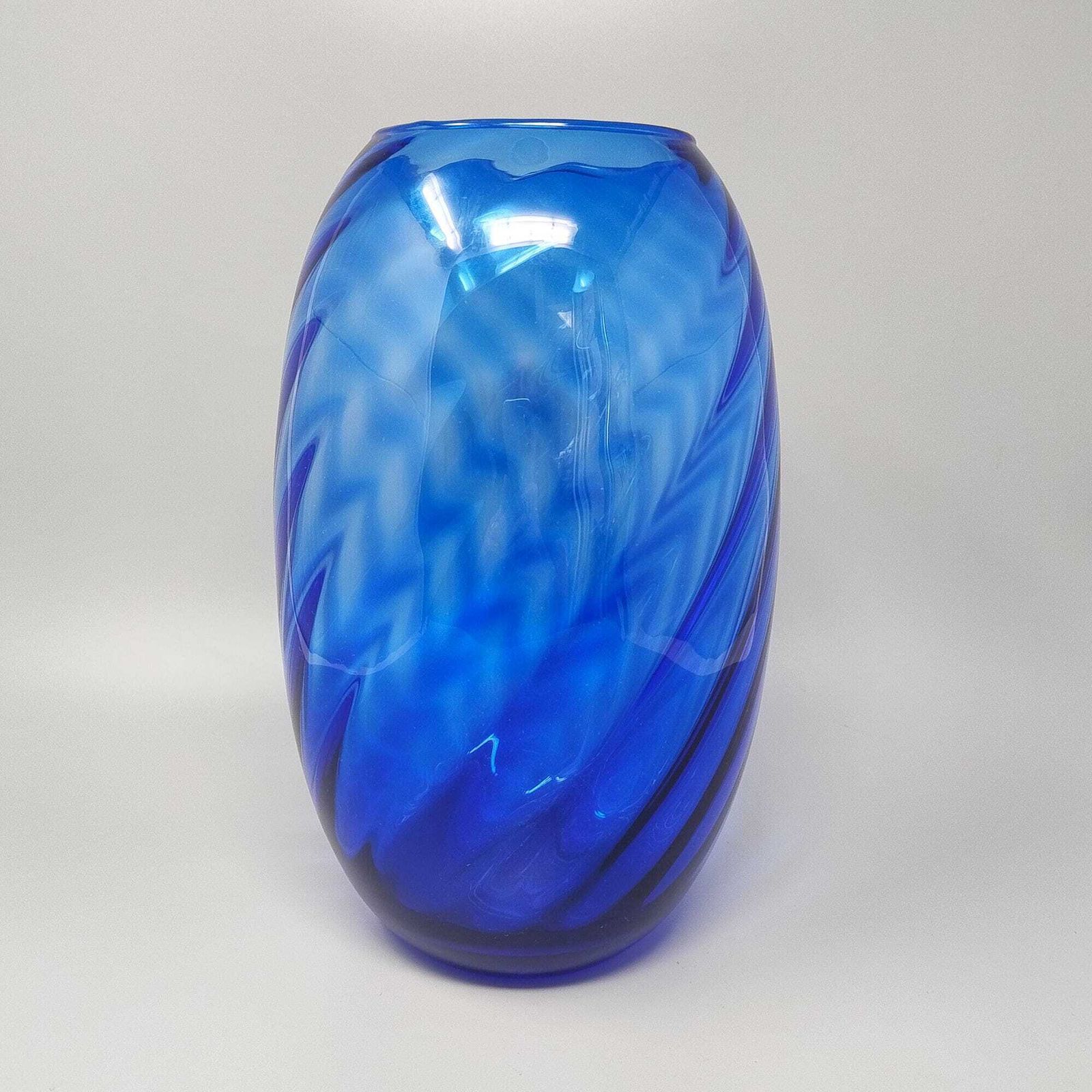 1970s Gorgeous Large Blue Vase By Ind. Vetraria Valdarnese. Made In Italy photo 363.0