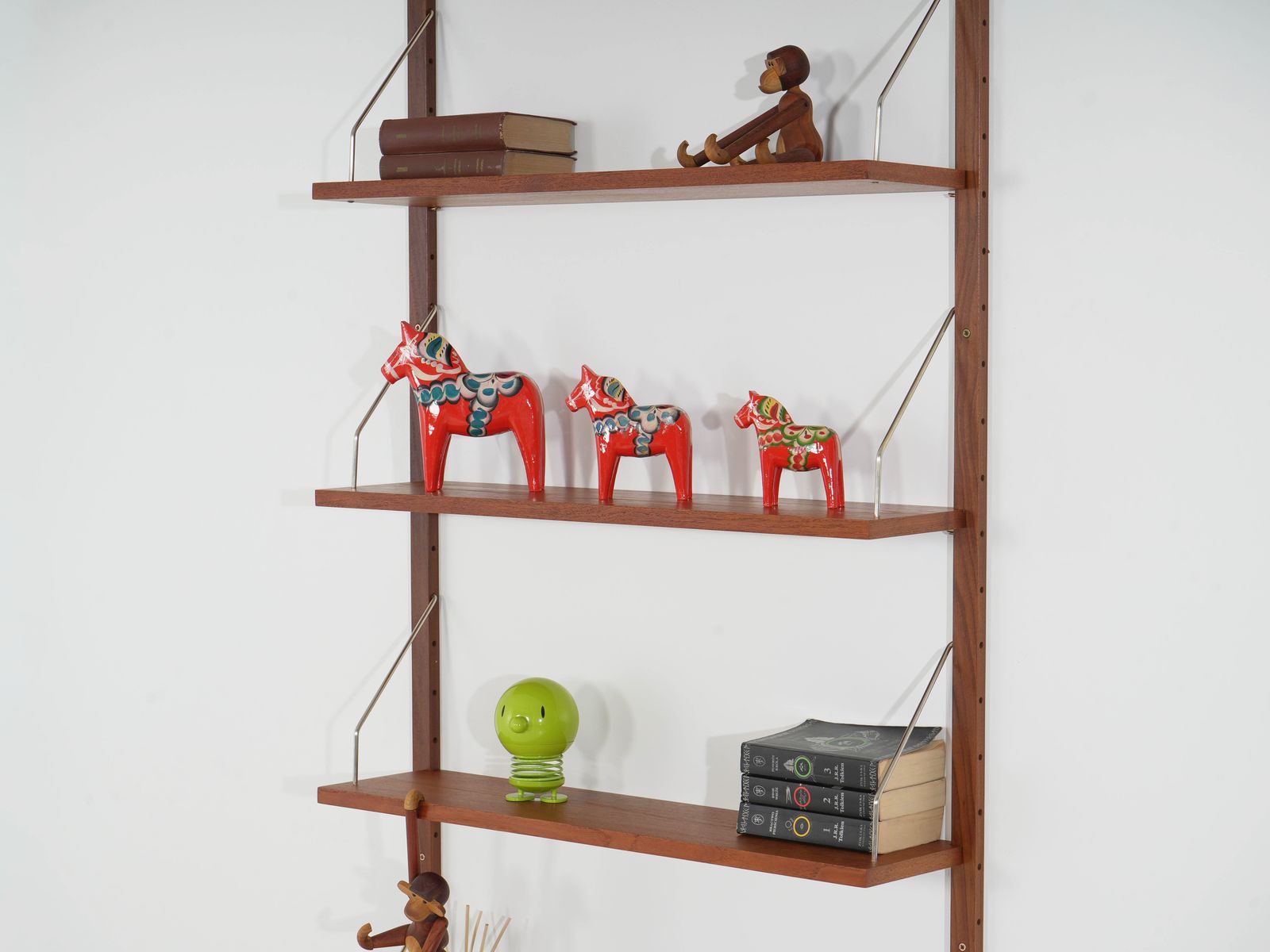 Deens teakfineer modulair wandrekken systeem ca. jaren 1970, vijf verstelbare planken photo 1449.0
