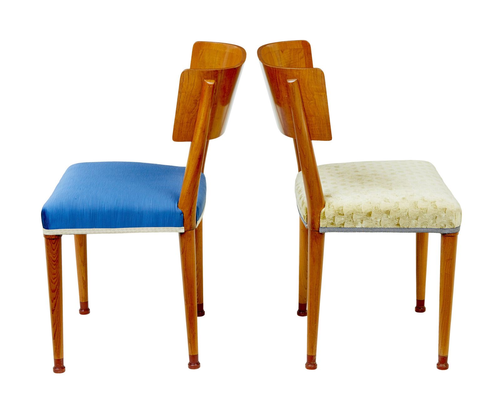 photo furniture Zeldzame set Zweedse art deco iepenhout klismos eetkamerstoelen