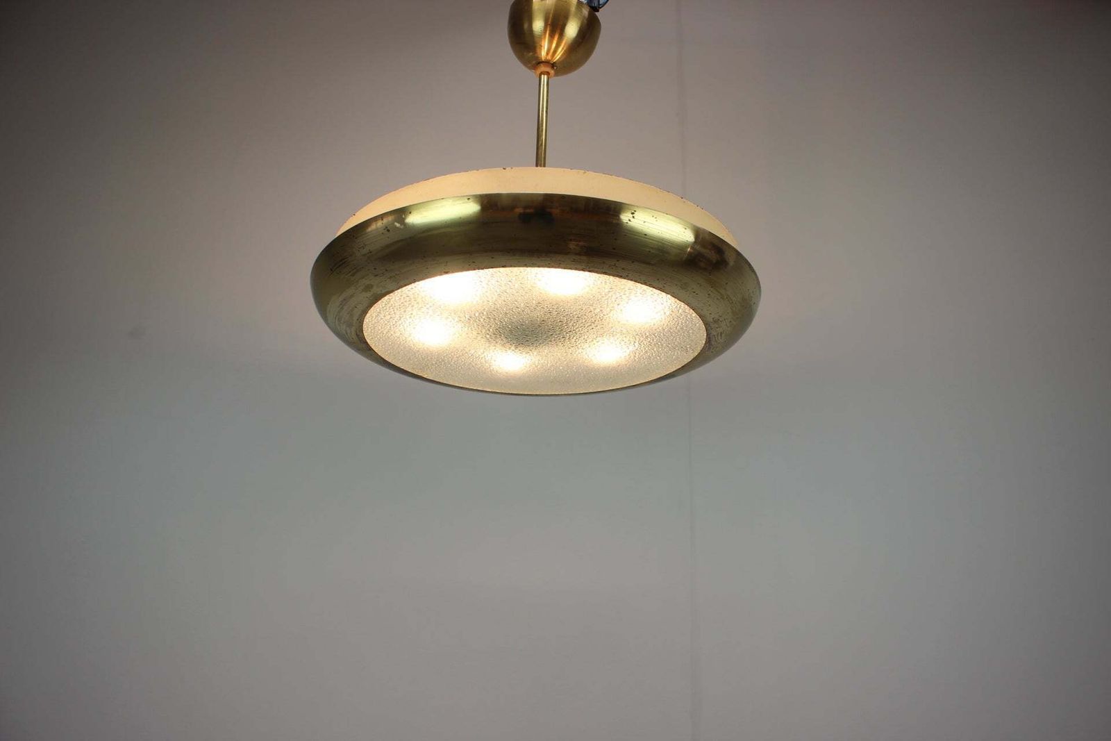 photo for sale Lampe suspendue Ufo Josef Hůrka pour Napako, Tchécoslovaquie, années 1930