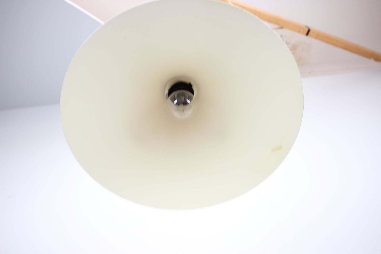Hanglamp, Tsjecho-Slowakije, jaren 1970, Space Age, zwart metaal photo for sale