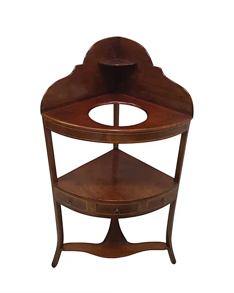 Georgische inlegwerk mahonie hoektafel of wastafelmeubel photo for sale