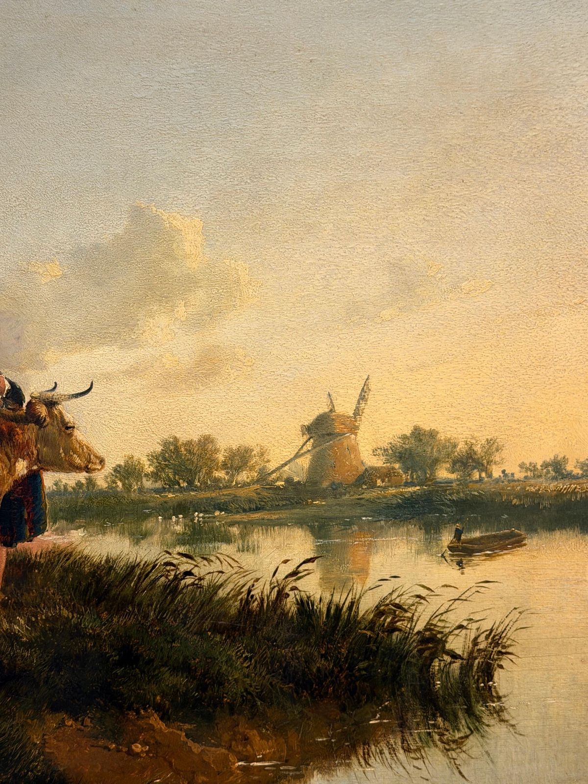 Paysage victorien britannique, bétail et jeune fille au bord d'un étang, coucher de soleil doré photo for sale
