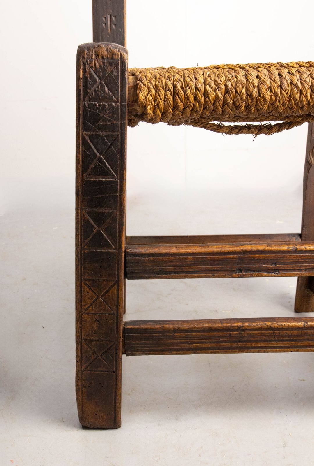 Paire de chaises d'appoint espagnoles en pin, XIXe siècle photo vintage