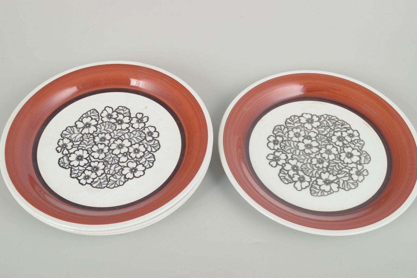 Gefle, Sweden. Set Of Four Stoneware Dinner Plates . “Agneta” Series, 1970s. photo furniture